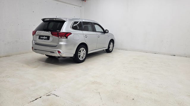 2020 MITSUBISHI OUTLANDER - 7