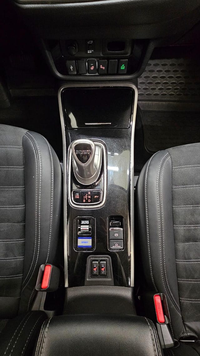 2020 MITSUBISHI OUTLANDER - 22