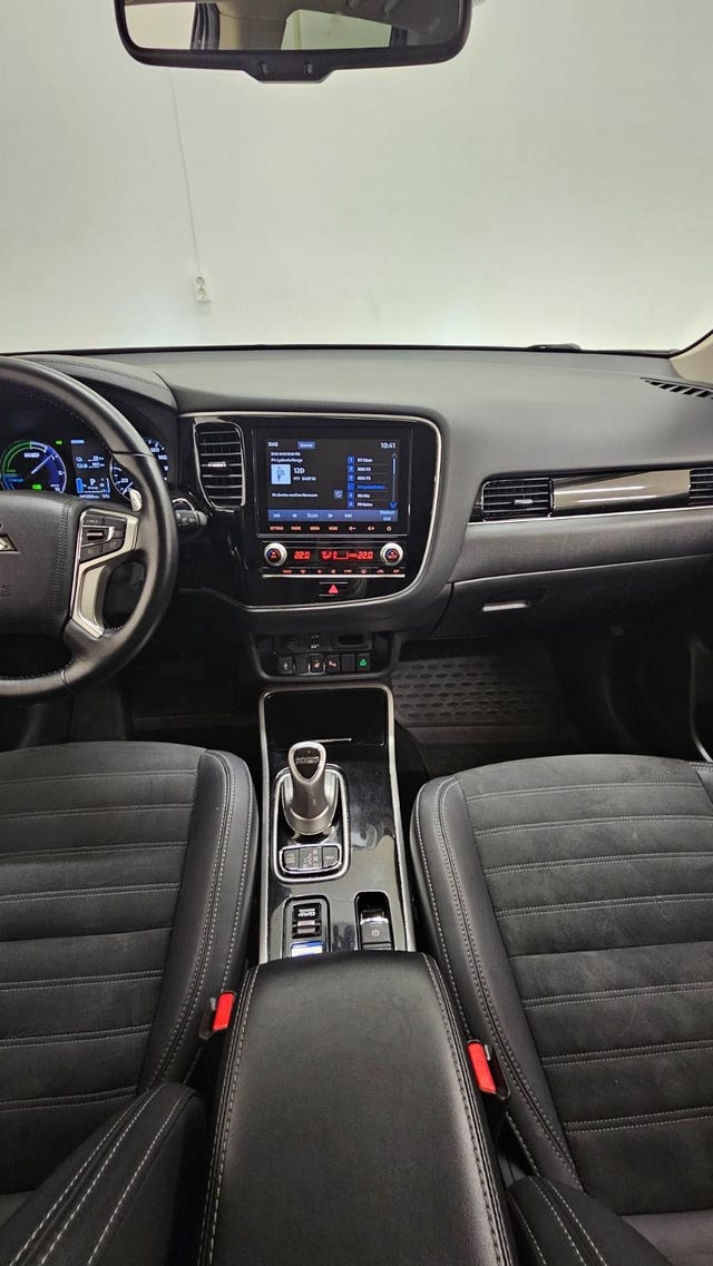 2020 MITSUBISHI OUTLANDER - 21