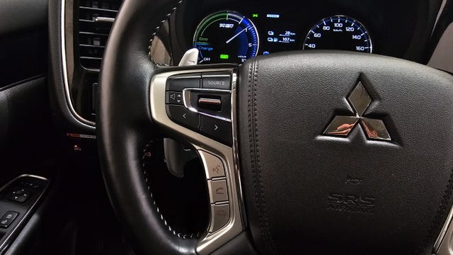 2020 MITSUBISHI OUTLANDER - 28