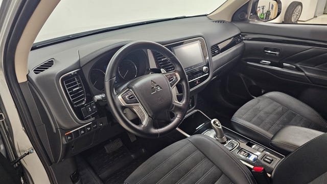 2020 MITSUBISHI OUTLANDER - 14