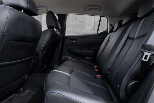 2020 NISSAN LEAF - 16
