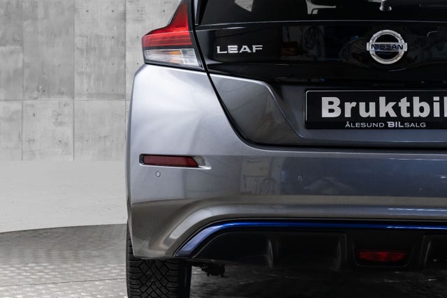 2020 NISSAN LEAF - 8