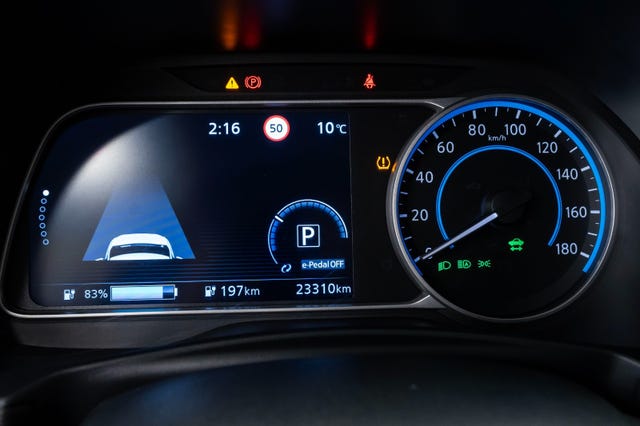 2020 NISSAN LEAF - 20