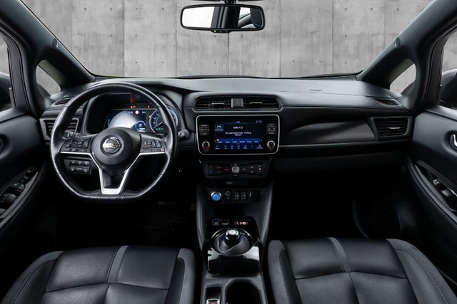 2020 NISSAN LEAF - 13