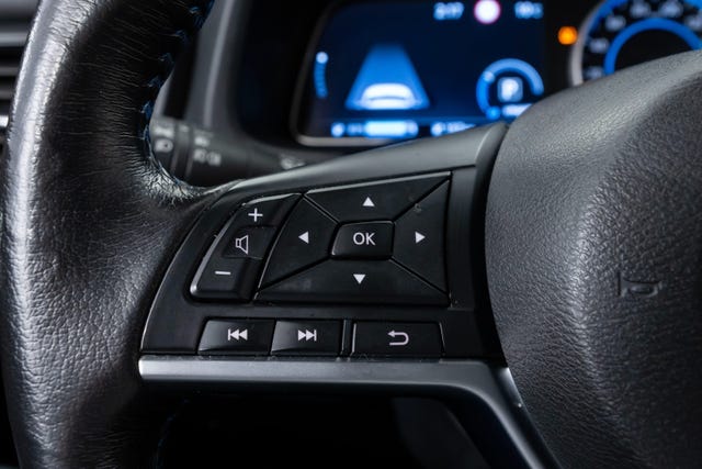 2020 NISSAN LEAF - 19