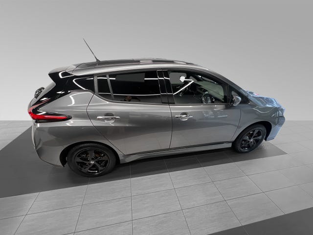 2020 NISSAN LEAF - 12
