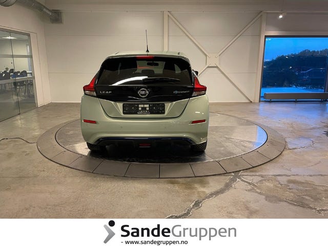 SJNFAAZE1U0018013 2018 NISSAN LEAF-5