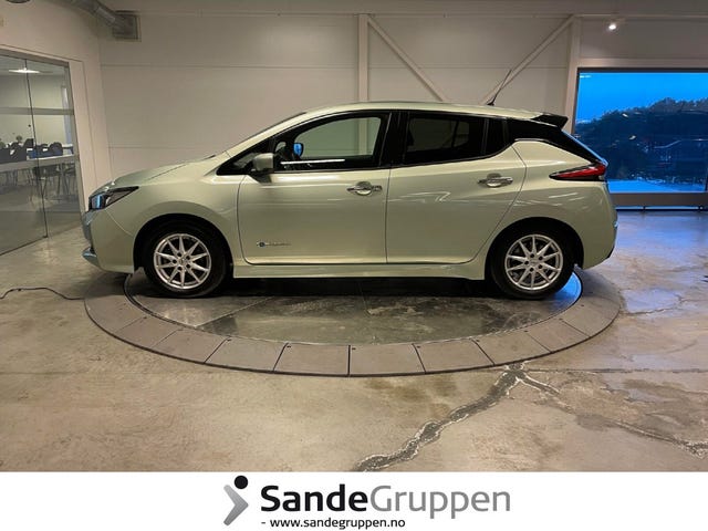 SJNFAAZE1U0018013 2018 NISSAN LEAF-3