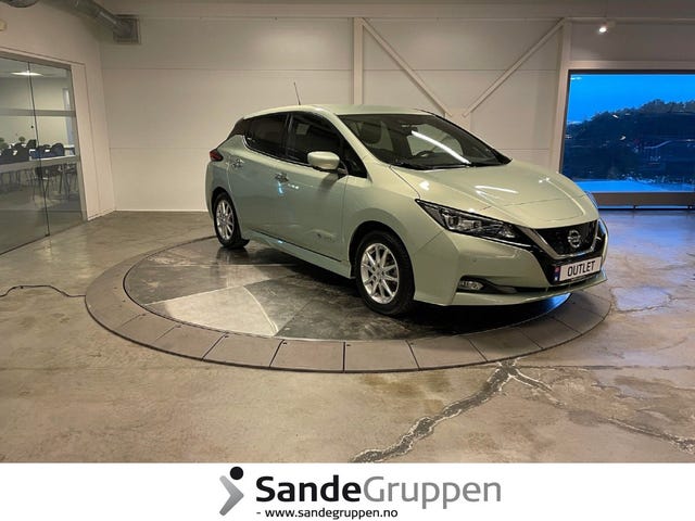 SJNFAAZE1U0018013 2018 NISSAN LEAF-0