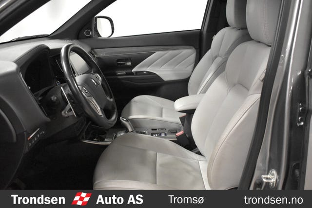 2020 MITSUBISHI OUTLANDER - 12