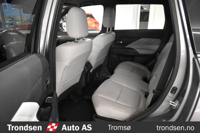2020 MITSUBISHI OUTLANDER - 11