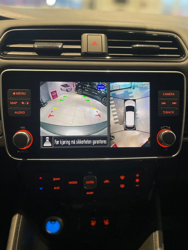 2020 NISSAN LEAF - 8