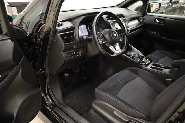 2020 NISSAN LEAF - 8