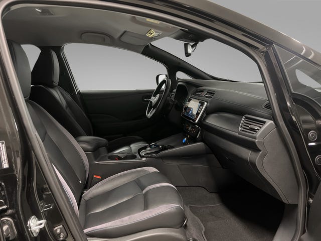 2020 NISSAN LEAF - 15