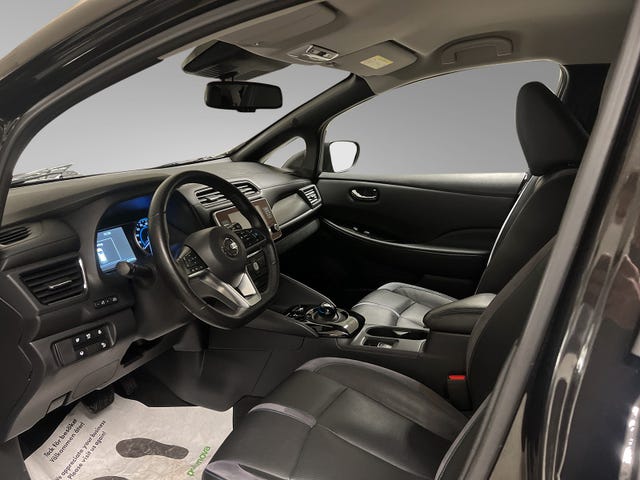 2020 NISSAN LEAF - 14