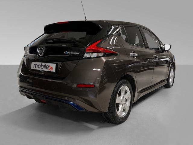 2020 NISSAN LEAF - 10