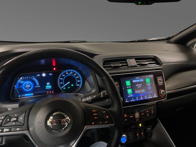 2020 NISSAN LEAF - 15