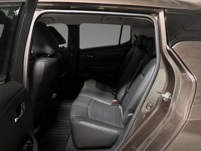 2020 NISSAN LEAF - 22