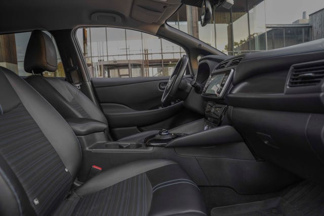 2020 NISSAN LEAF - 20