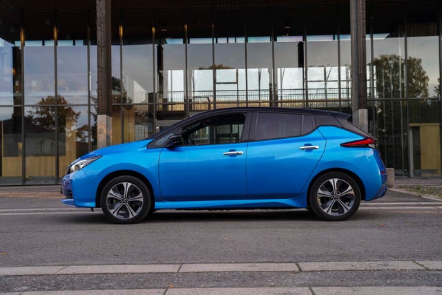 SJNFAAZE1U0094011 2020 NISSAN LEAF-5
