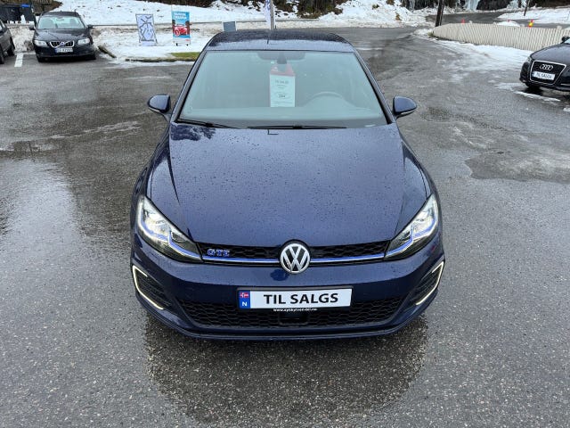 WVWZZZAUZJW811544 2018 VOLKSWAGEN GOLF-1