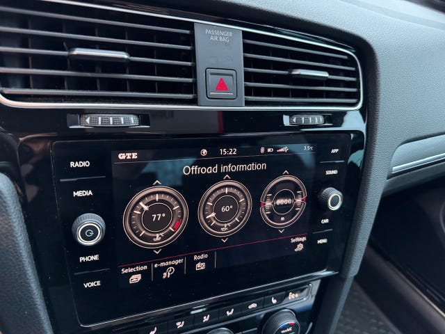 2018 VOLKSWAGEN GOLF - 24
