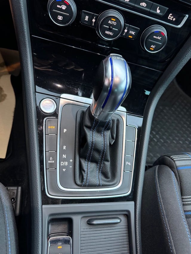 2018 VOLKSWAGEN GOLF - 26
