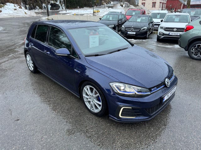 WVWZZZAUZJW811544 2018 VOLKSWAGEN GOLF-2