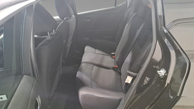 2018 NISSAN LEAF - 19