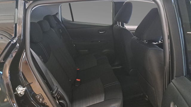 2018 NISSAN LEAF - 10