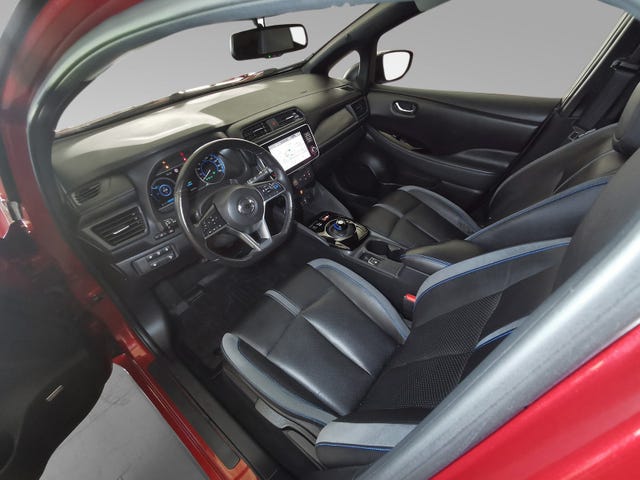 2020 NISSAN LEAF - 8
