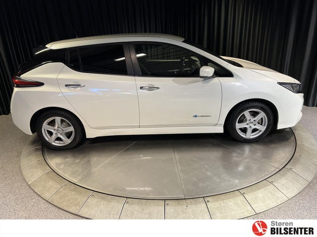 2018 NISSAN LEAF - 8