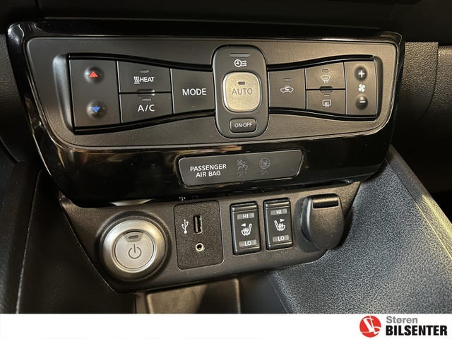 2018 NISSAN LEAF - 22