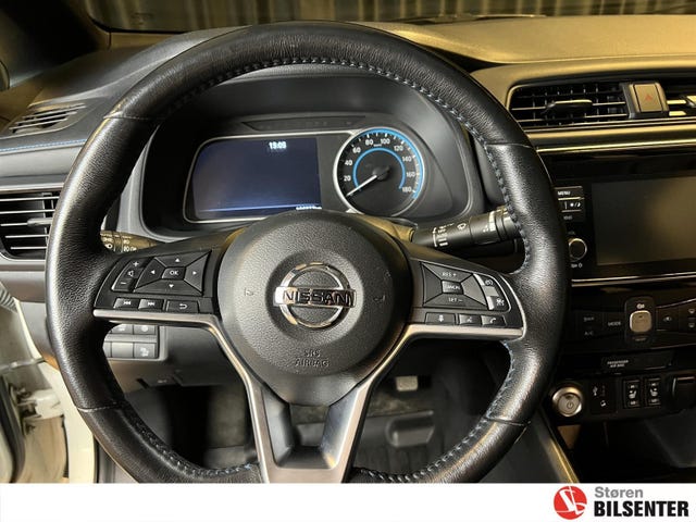 2018 NISSAN LEAF - 18