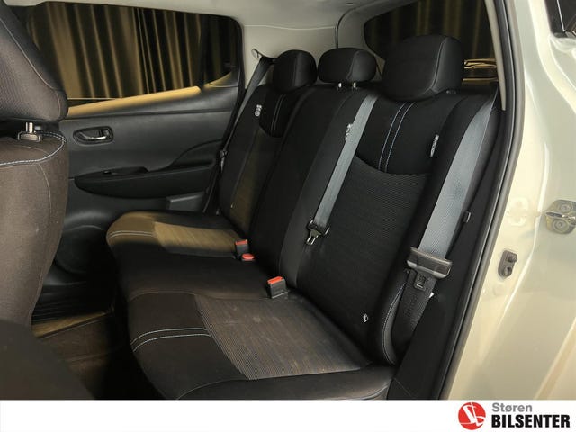 2018 NISSAN LEAF - 11