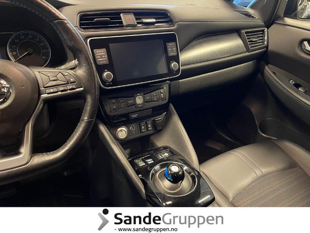 2020 NISSAN LEAF - 17