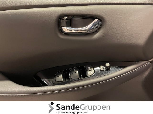 2020 NISSAN LEAF - 15