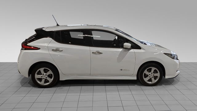 2020 NISSAN LEAF - 12