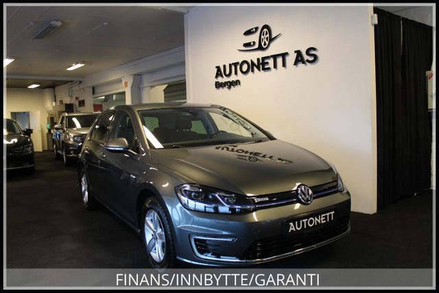 WVWZZZAUZJ8908586 2018 VOLKSWAGEN GOLF-0