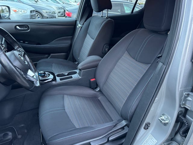 2019 NISSAN LEAF - 10