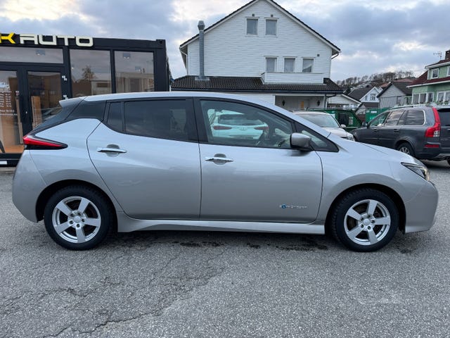 SJNFAAZE1U0049222 2019 NISSAN LEAF-3