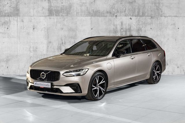 2021 VOLVO V90 - 31