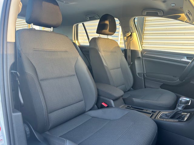 2018 VOLKSWAGEN GOLF - 31
