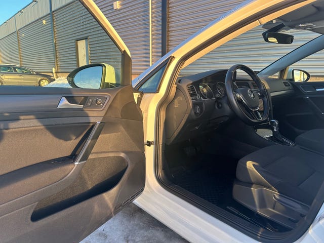 2018 VOLKSWAGEN GOLF - 12