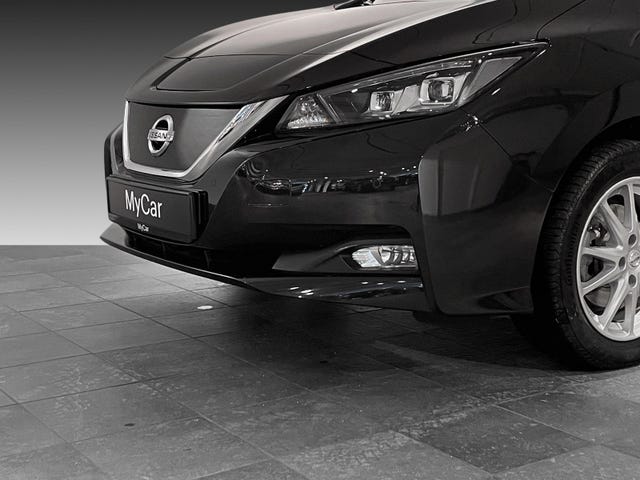 2018 NISSAN LEAF - 9