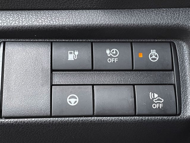 2018 NISSAN LEAF - 31