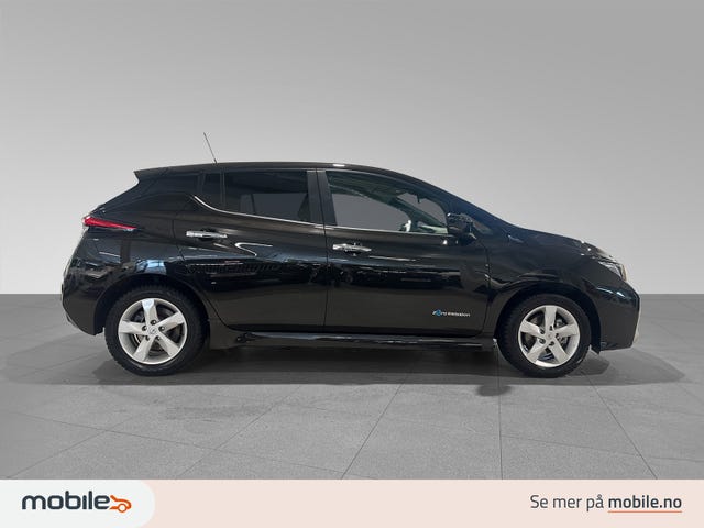 2018 NISSAN LEAF - 11