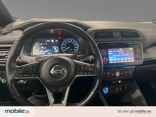 2018 NISSAN LEAF - 18
