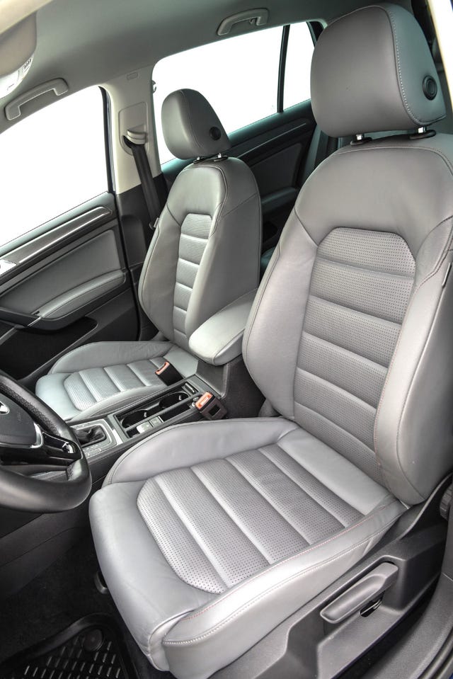 2018 VOLKSWAGEN GOLF - 15